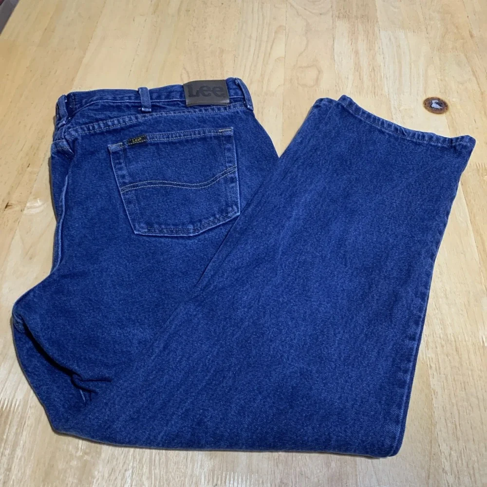 Lee Men's Size 42x30 Blue Regular Fit Straight Dark Wash Denim‎ Jeans